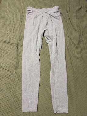PINK Victoria's Secret Light Gray Leggings - Twist Waist